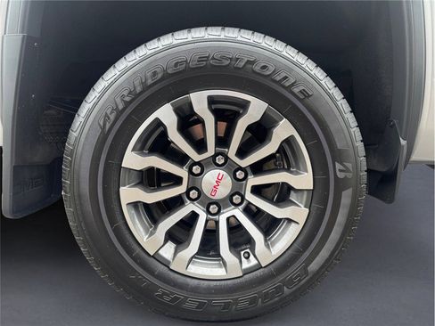 Used 2018 GMC Sierra 1500 SLT image 8