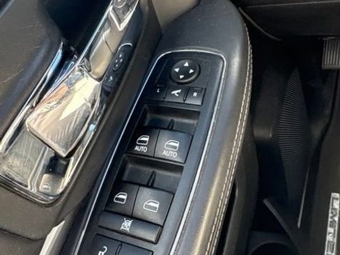 Used 2017 RAM 1500 Limited AWD/4WD image 23