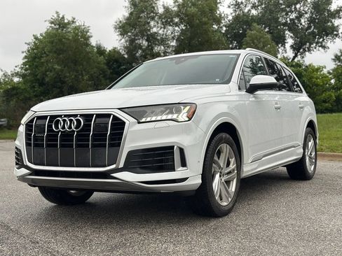 Used 2023 Audi Q7 3.0T Premium AWD/4WD image 3