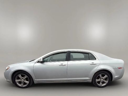 Used 2011 Chevrolet Malibu LT w/ Power Convenience Package image 2