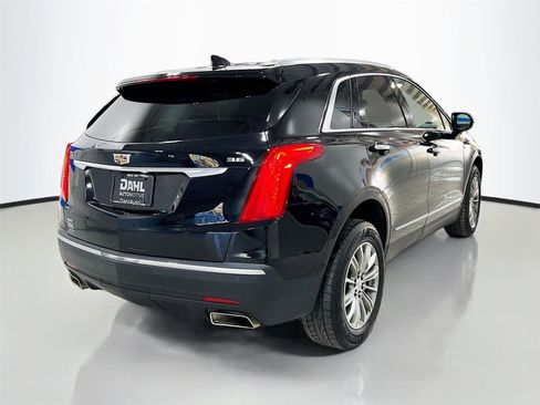 Used 2017 Cadillac XT5 Luxury image 7