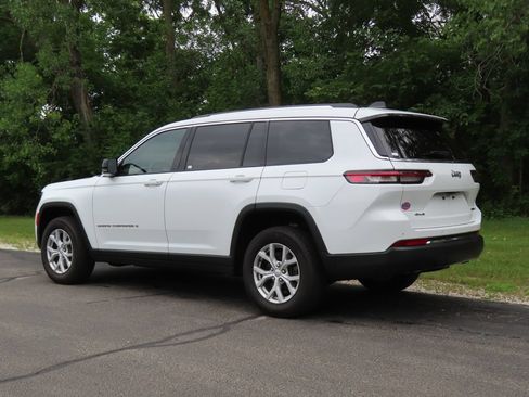 Certified 2023 Jeep Grand Cherokee L Limited AWD/4WD image 24