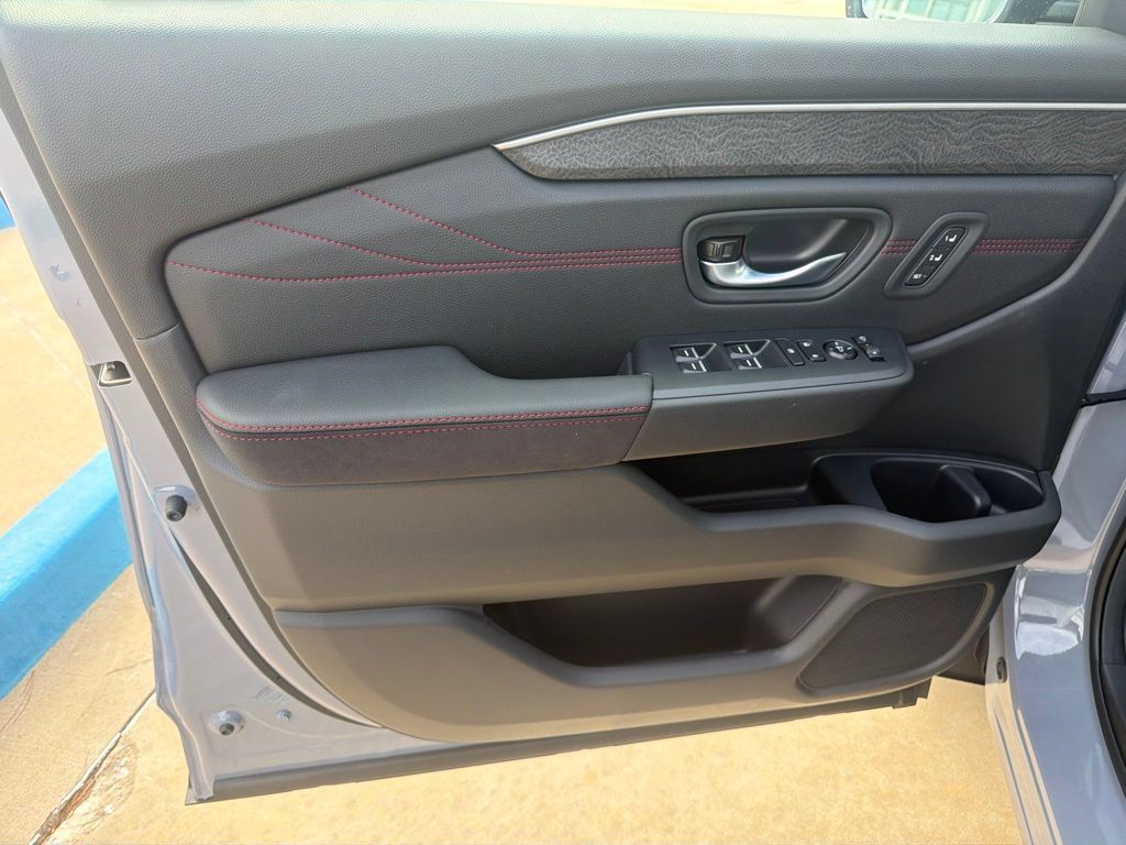 New 2026 Honda Pilot Black Edition image 16