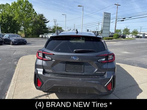 Used 2024 Subaru Crosstrek 2.0i Premium AWD/4WD image 8
