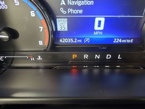 Used 2023 Ford Bronco Sport Outer Banks w/ Tech Package AWD/4WD image 11