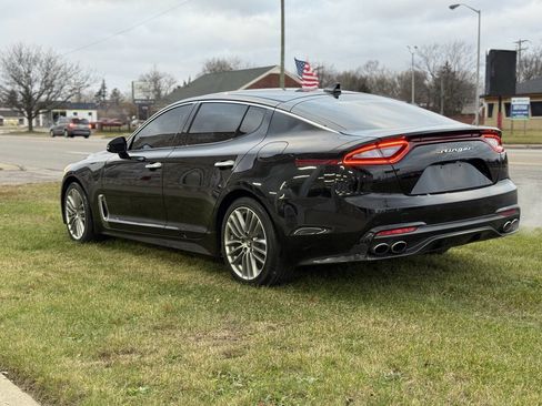 Used 2018 Kia Stinger image 4