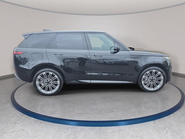 New 2026 Land Rover Range Rover Sport Dynamic SE AWD/4WD image 4
