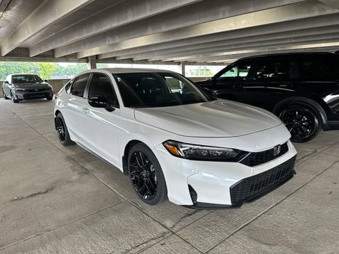 Used 2026 Honda Civic Sport image 3