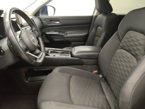 Used 2022 Nissan Pathfinder SV FWD image 17