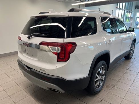 Used 2022 GMC Acadia SLE w/ Driver Convenience Package image 7