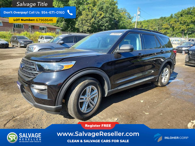 Used 2024 Ford Explorer XLT w/ Equipment Group 202A RWD image 1