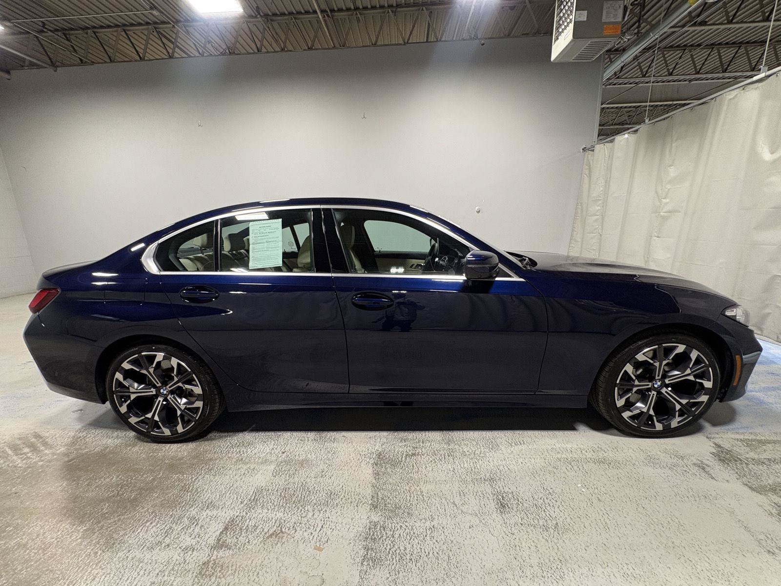 Used 2026 BMW 330i xDrive Sedan w/ Premium Package AWD/4WD image 4