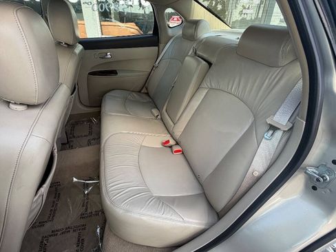 Used 2008 Buick LaCrosse CXL w/ Driver Confidence Package FWD image 12