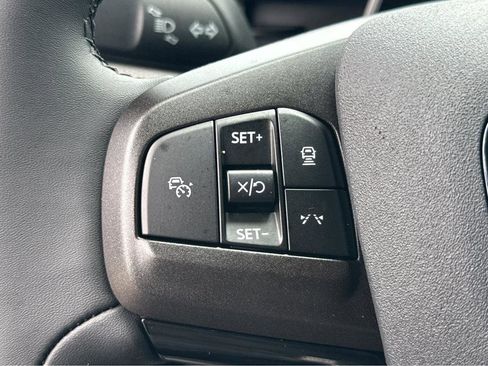 Used 2023 Ford Mustang Mach-E Select image 22