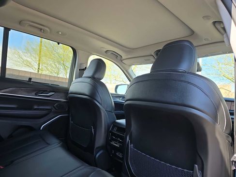 Used 2022 Jeep Grand Cherokee Limited 4xe w/ Luxury Tech Group II image 16