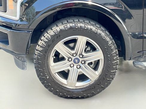 Used 2018 Ford F150 XLT w/ Equipment Group 302A Luxury AWD/4WD image 31