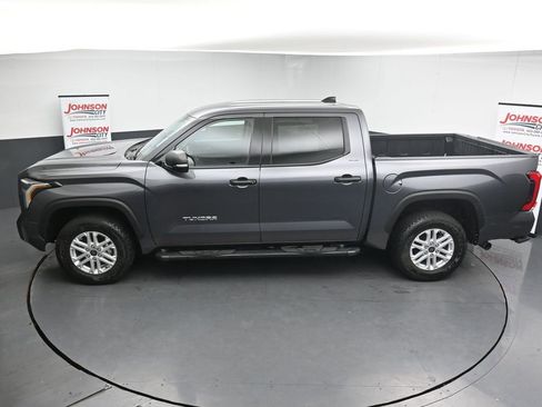 Used 2023 Toyota Tundra SR5 w/ SR5 Convenience Package AWD/4WD image 28