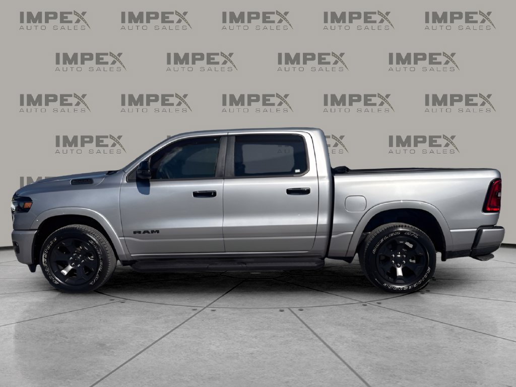 Used 2025 RAM 1500 Big Horn AWD/4WD image 2
