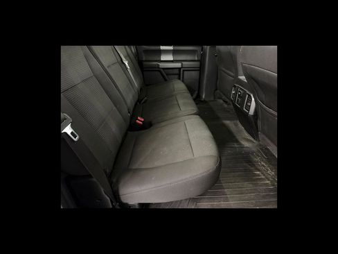 Used 2015 Ford F150 XLT w/ Equipment Group 302A Luxury AWD/4WD image 19