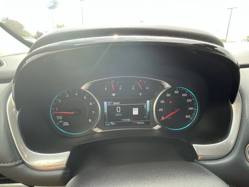 Used 2018 Chevrolet Traverse Premier w/ LPO, Floor Liner Package AWD/4WD image 30