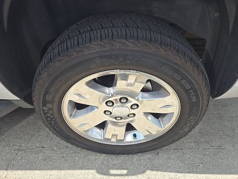 Used 2014 GMC Yukon XL SLT RWD image 5