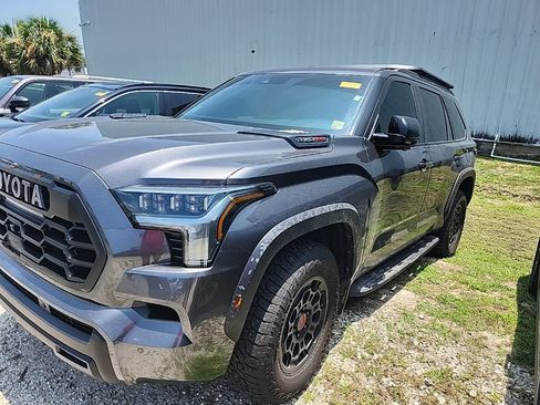 Used 2025 Toyota Sequoia TRD Pro AWD/4WD image 16