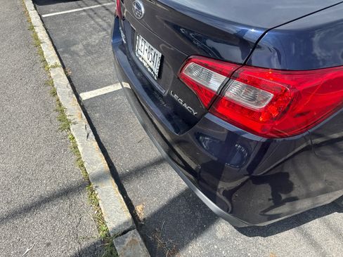 Used 2018 Subaru Legacy 2.5i Limited AWD/4WD image 35