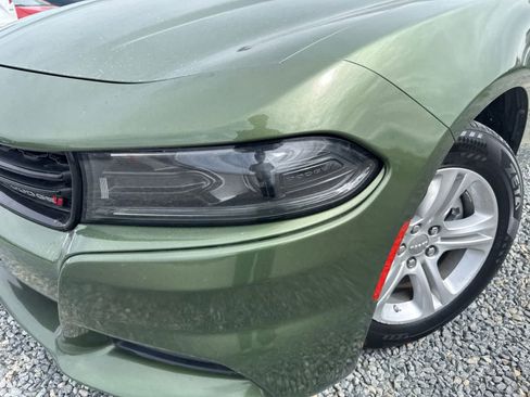Used 2022 Dodge Charger SXT RWD image 9
