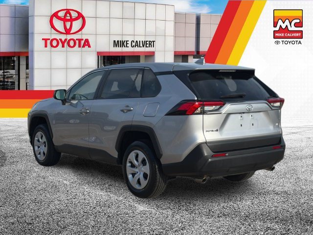 Certified 2025 Toyota RAV4 LE FWD image 3