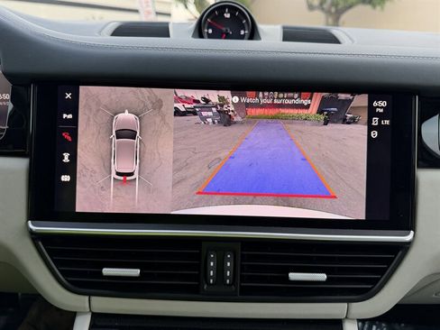 Used 2023 Porsche Cayenne S Platinum w/ Premium Package Plus image 54