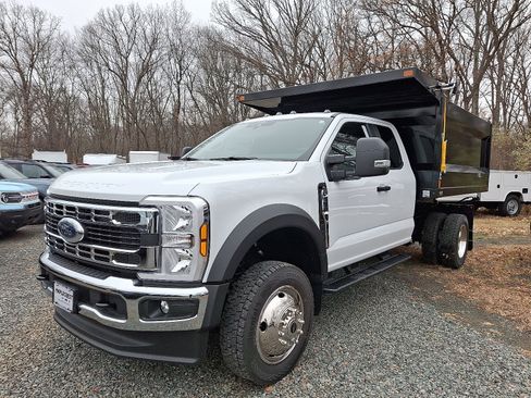 New 2025 Ford F550 4x4 SuperCab Super Duty w/ XL Chrome Package image 1