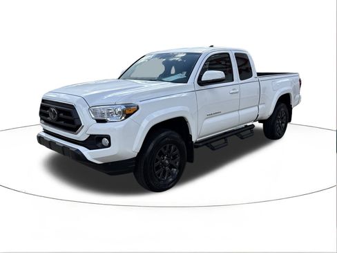 Used 2022 Toyota Tacoma SR5 image 7