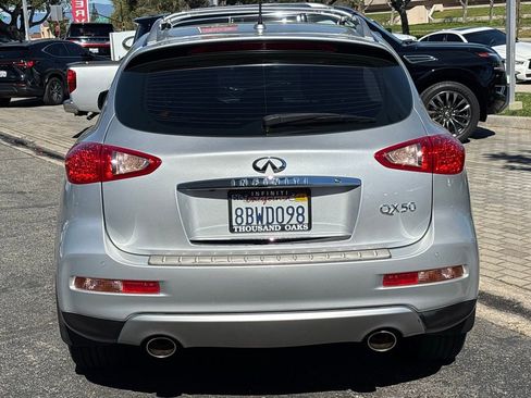 Used 2017 INFINITI QX50 2WD w/ Premium Plus Package image 6