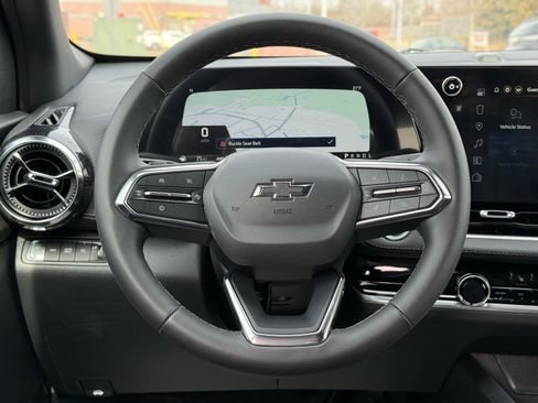 New 2026 Chevrolet Equinox LT image 17