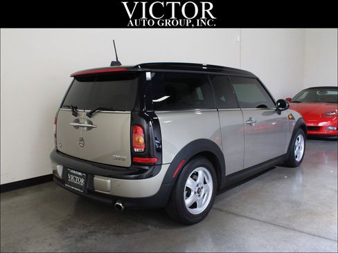 Used 2009 MINI Cooper Clubman Hardtop FWD image 11