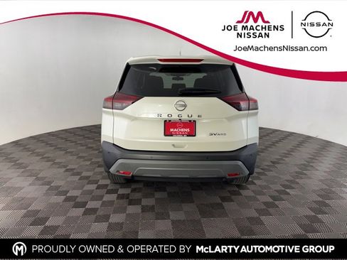Certified 2023 Nissan Rogue SV image 6