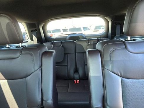 New 2026 Ford Explorer Platinum image 17