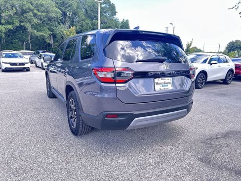 Used 2025 Honda Pilot EX-L image 4