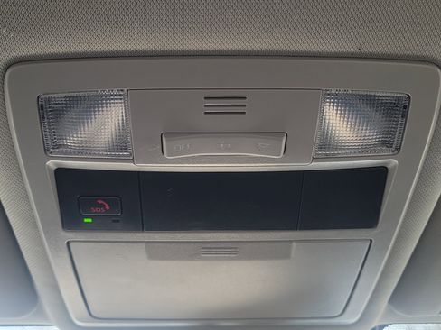 Used 2022 Toyota Tacoma SR image 31