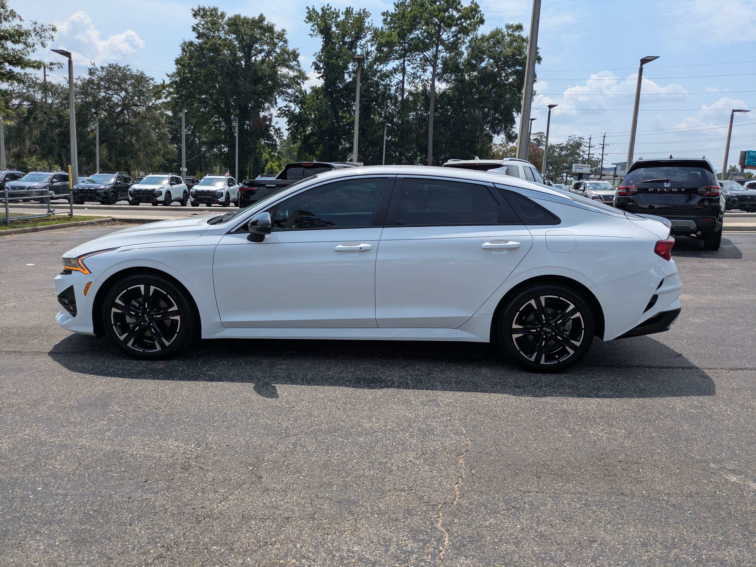 Used 2023 Kia K5 GT-Line w/ GT-Line Premium Package FWD image 7