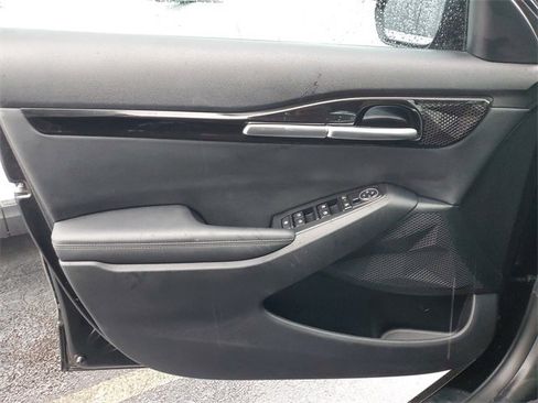 Used 2025 Kia Seltos S image 29