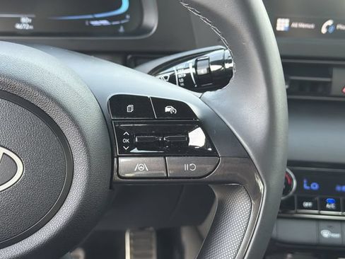 Certified 2025 Hyundai Elantra Sport FWD image 25