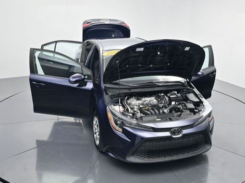 Used 2022 Toyota Corolla LE image 52