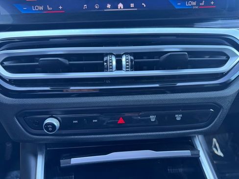 Used 2024 BMW i4 eDrive35 w/ Convenience Package image 25