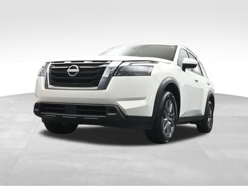 Used 2025 Nissan Pathfinder SV FWD image 26