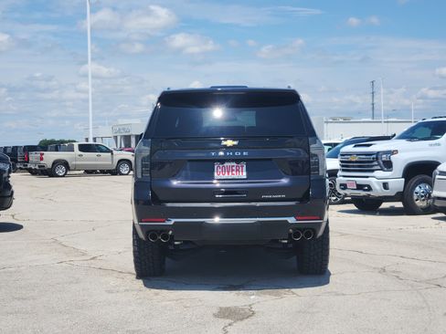 Used 2025 Chevrolet Tahoe Premier AWD/4WD image 6