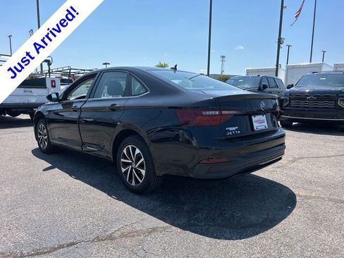 Used 2023 Volkswagen Jetta S FWD image 5