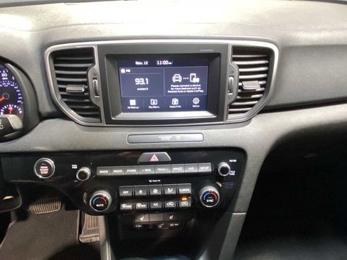 Used 2019 Kia Sportage EX image 16