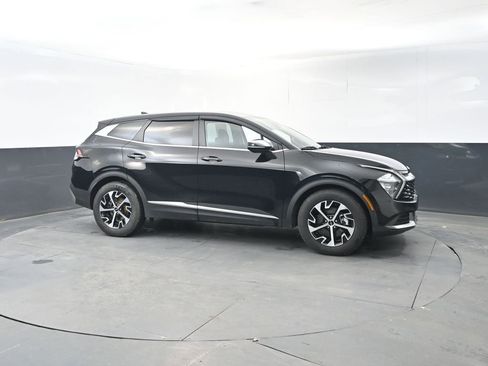 Used 2023 Kia Sportage EX image 7