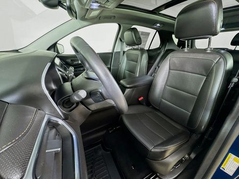 Used 2019 Chevrolet Equinox Premier image 12